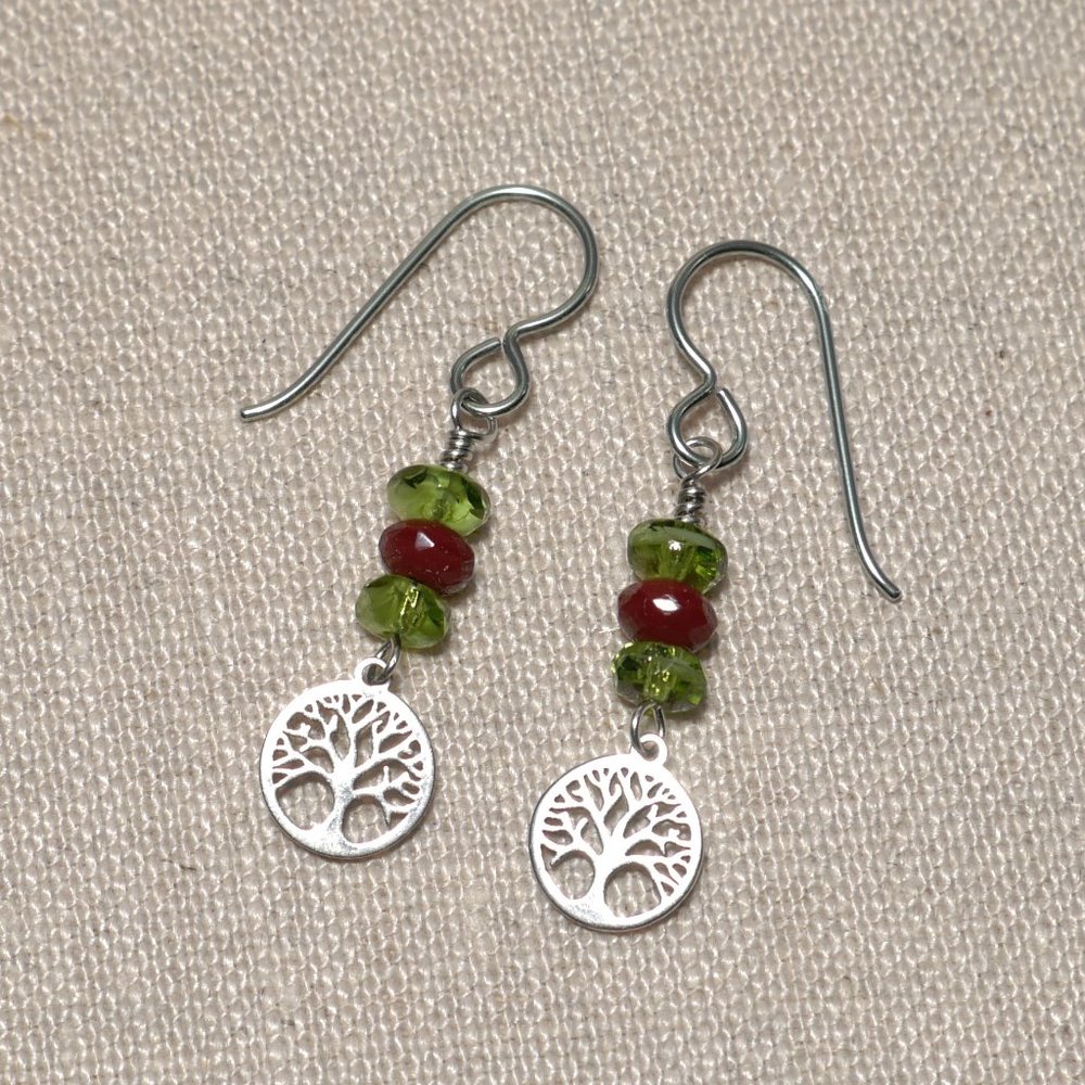 Hand Crafted Handmade Earrings Tree of Life with Red Green Czech Glass B…